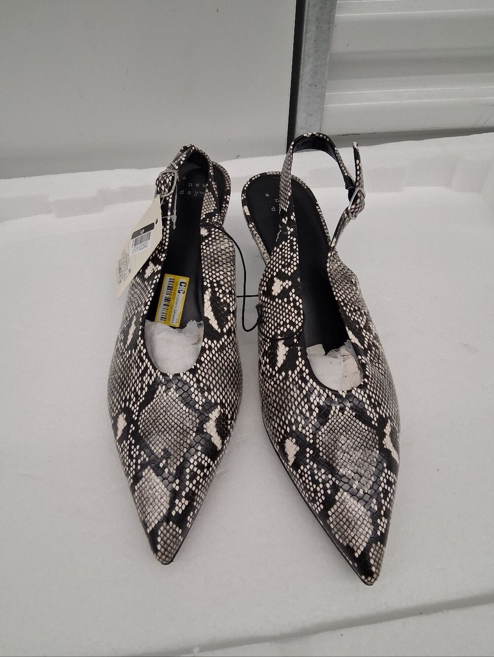 & Other Stories Black and White Snake-Print Pointed Slingback Heels